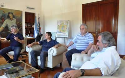 Un intendente de La Pampa vino a conocer los planes de vivienda del distrito