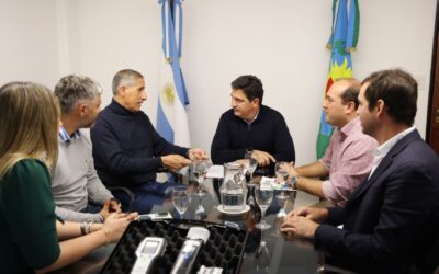 EL INTENDENTE SE REUNIÓ CON EL MINISTRO DE TRANSPORTE DE LA PROVINCIA Y RECIBIÓ EQUIPAMIENTO DE SEGURIDAD VIAL