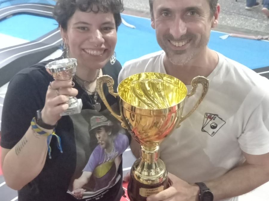 LIGA NACIONAL DE ROBÓTICA: JUAN PABLO RIVELLI ES CAMPEÓN NACIONAL EN LABERINTO Y YAMILA TOLEDO FINALIZÓ EN EL TERCER PUESTO EN CARRERAS PRO