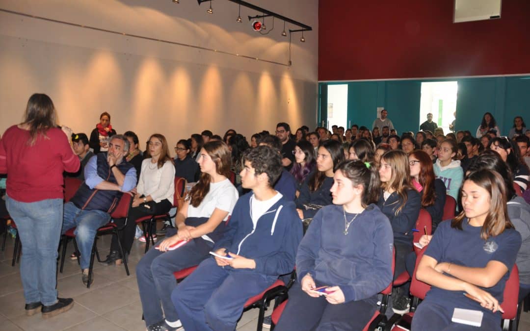 Se realizó hoy una reunión por el proyecto «G20 Simulación Estudiantil»