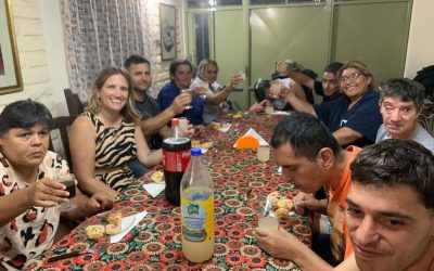 LOS RESIDENTES Y PERSONAL DEL CUMEN CHE COMPARTIERON UNA CENA INVITADOS ESPECIALMENTE POR LA VECINA EMA BUTLER