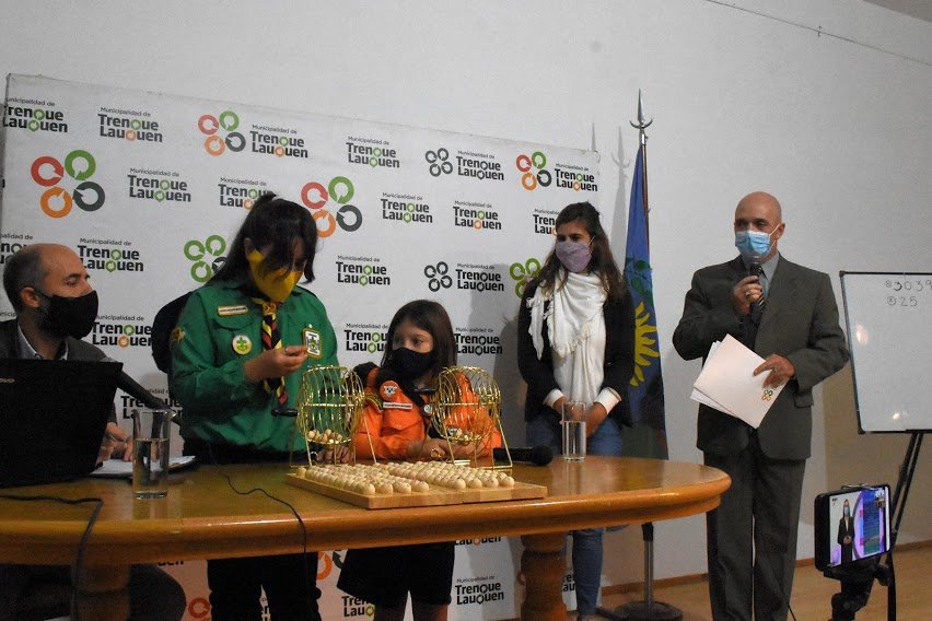 LA MUNICIPALIDAD REALIZÓ HOY (VIERNES) EL PRIMER SORTEO DE LOS PREMIOS ESTÍMULO: HAY SEIS GANADORES DE ÓRDENES DE COMPRA POR 40 MIL PESOS CADA UNO