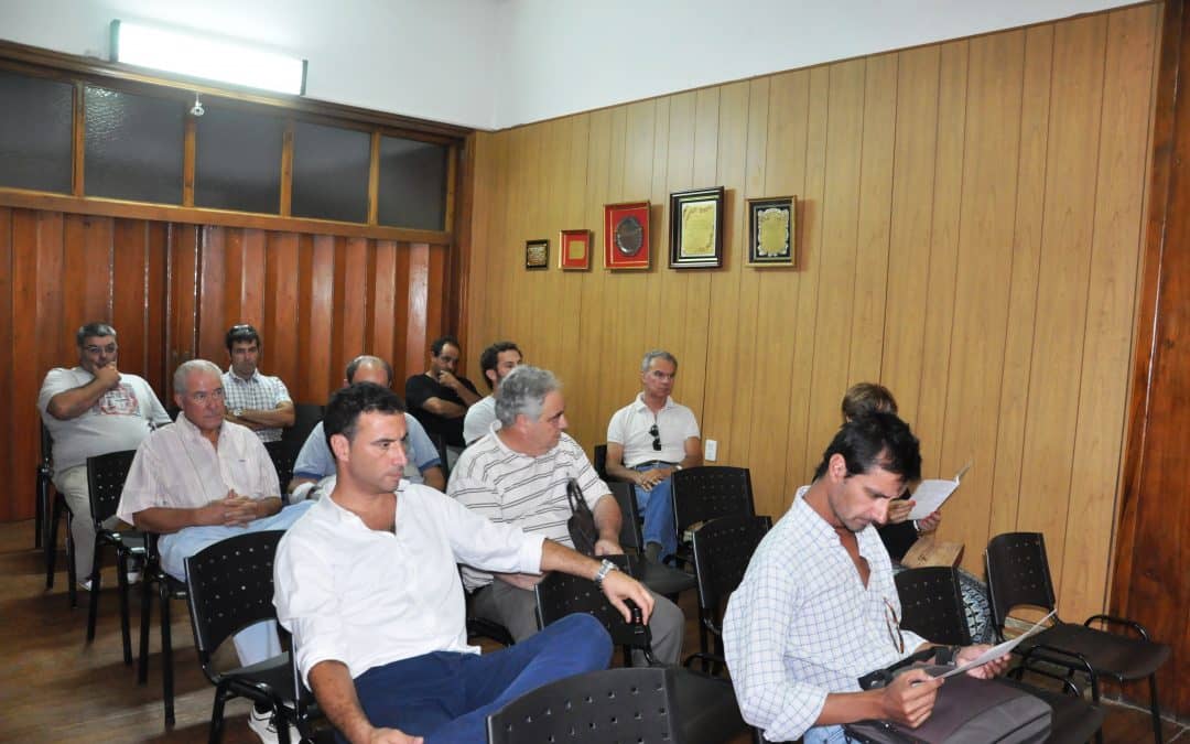 EL MUNICIPIO REMATARÁ MAÑANA SEIS TERRENOS DE SU PROPIEDAD EN EL EX LOTEO DE FBC ARGENTINO Y EN RACEDO ENTRE MONFERRAND Y PAREDES