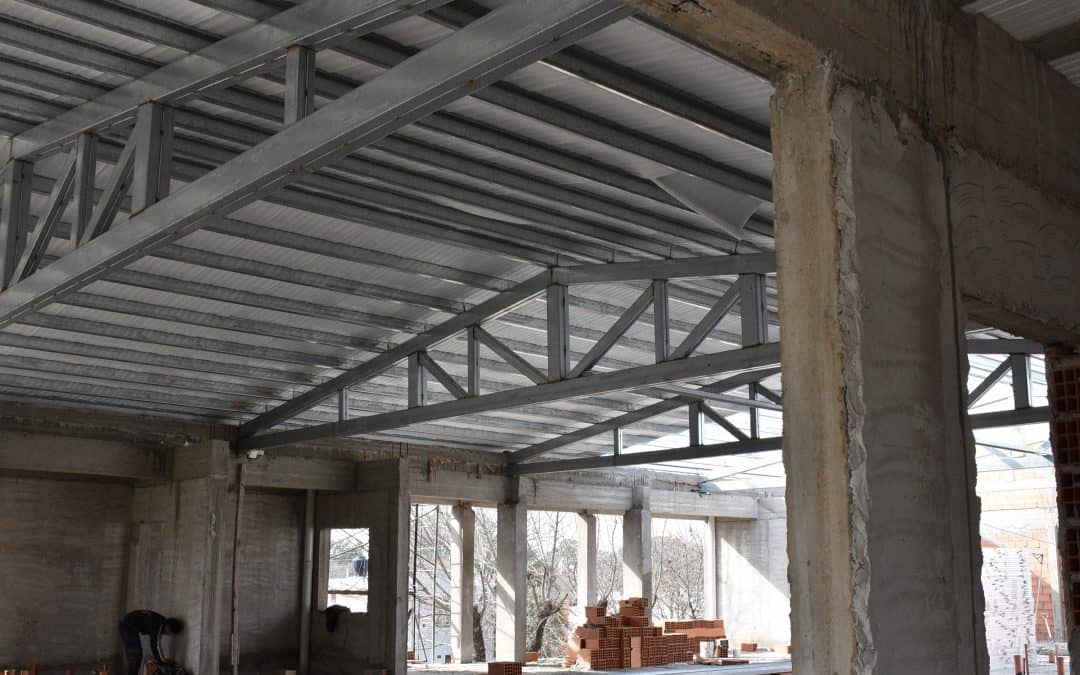 YA SE COMENZÓ A TECHAR EL PISO SUPERIOR DE LA NUEVA GUARDIA DEL HOSPITAL MUNICIPAL “PEDRO T. ORELLANA”