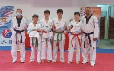 EXAMEN DE ASCENSO, EXHIBICIÓN Y SORPRESAS EN EL CIERRE DE AÑO DE LA ESCUELA MUNICIPAL DE TAEKWONDO EN EL CLUB MONUMENTAL