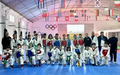 CINCUENTA PRACTICANTES DE DISTINTAS ESCUELAS PARTICIPARON DE UN ENTRENAMIENTO REGIONAL DE TAEKWONDO OLÍMPICO EN TRENQUE LAUQUEN