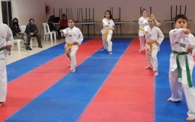 NUEVOS ASCENSOS PARA 23 ALUMNOS DE LA ESCUELA MUNICIPAL DE TAEKWONDO OLÍMPICO
