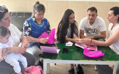 OCTUBRE ROSA EN EL JARDÍN MATERNAL NUBECITAS: SE REALIZÓ EL TALLER “TOMA MI MANO: CONTACTO, PREVENCIÓN Y CUIDADOS”