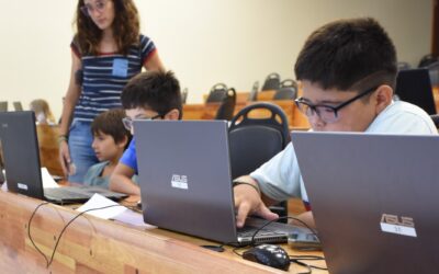 MUY BUENA PARTICIPACIÓN EN EL TALLER DE CANVA QUE SE DICTA EN EL POLO CIENTÍFICO TECNOLÓGICO