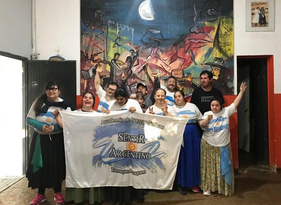 TALLER DE DANZAS FOLCLÓRICAS PARA PERSONAS CON DISCAPACIDAD