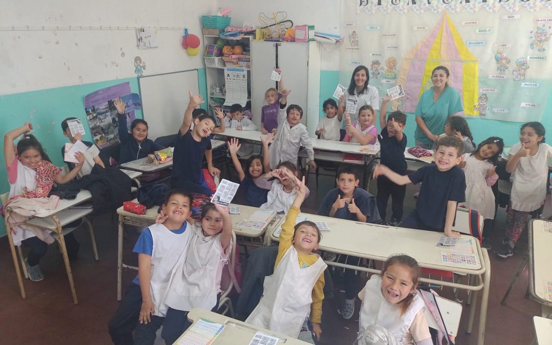 SALUD COMUNITARIA REALIZÓ CONTROLES DE AGUDEZA VISUAL Y DE VACUNACIÓN, Y DIO UN TALLER DE LAVADO DE MANOS, EN LA ESCUELA Nº 8