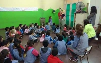 LOS CHICOS DEL JARDÍN Nº 913 TUVIERON UN TALLER DE HIGIENE BUCAL Y LOS DE LA ESCUELA Nº 46 DE ALIMENTACIÓN