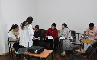 LA OFICINA DE SERVICIOS PARA EL EMPLEO DICTA UN TALLER DE ORIENTACIÓN LABORAL DIRIGIDO A JÓVENES QUE TIENEN ALGUNA DISCAPACIDAD