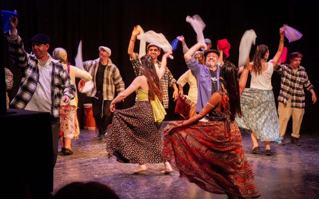 SE REALIZÓ LA MUESTRA ANUAL DE LOS TALLERES DE CULTURA EN EL TEATRO ESPAÑOL