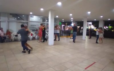 EL CORAZÓN DEL CENTRO CÍVICO VOLVIÓ A LATIR AL RITMO DE TANGO EN LA CALLE