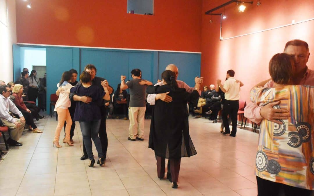 OTRO SÁBADO DE “TARDECITAS MILONGUERAS” EN LA CASA DE LA HISTORIA Y LA CULTURA