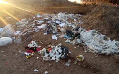 EL MUNICIPIO REALIZÓ UN OPERATIVO DE LIMPIEZA EN CALLE NÉSTOR KIRCHNER, ENTRE LAGOS Y AMEGHINO: LAS TAREAS CONTINUARÁN MAÑANA (MIÉRCOLES)