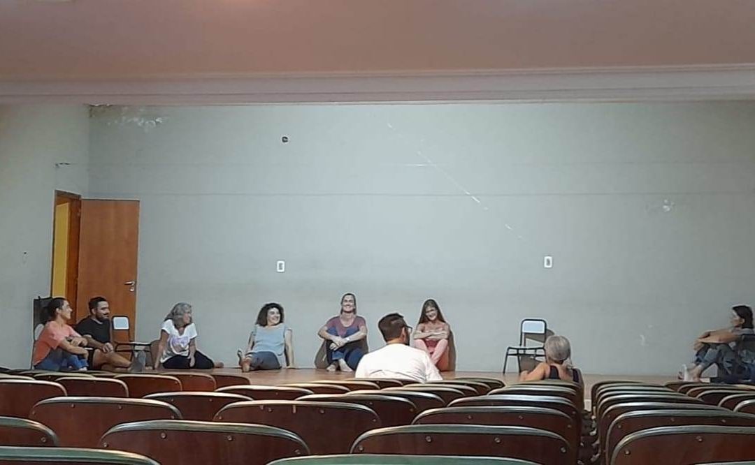 COMENZÓ EL TALLER DE TEATRO PARA ADULTOS QUE DICTA EL ACTOR MARTÍN URBANEJA