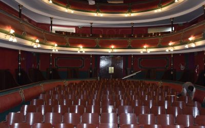 MAÑANA (MARTES) A PARTIR DE LAS 7 LA DIRECCIÓN DE CULTURA EMPIEZA A ENTREGAR LAS ENTRADAS PARA EL ESPECTÁCULO “AVE FÉNIX”, EN EL TEATRO ESPAÑOL