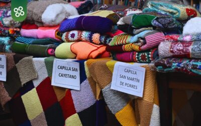 EL INTENDENTE ACOMPAÑÓ LA ENTREGA DE MANTAS DEL PROGRAMA DE TEJIDO SOLIDARIO DE LA BIBLIOTECA RIVADAVIA