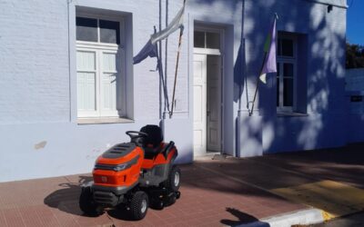 BERUTI INCORPORÓ UN NUEVO TRACTOR PARA MANTENIMIENTO DE ESPACIOS VERDES