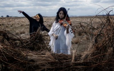 «TRANSMIGRANDO”, EXPERIENCIA PARA AFINAR LOS SENTIDOS Y LA PERCEPCIÒN EN UNA PERFORMANCE DE MÓNICA MARTOS Y NEYEN AGRAZAR, El DOMINGO EN LA LOMA ALTA