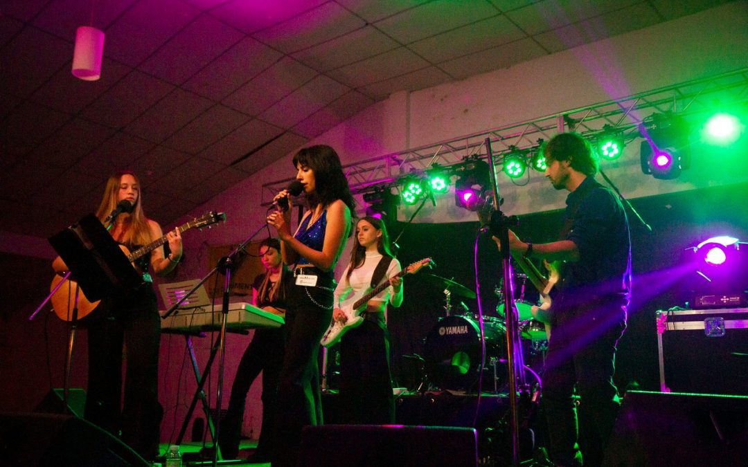 “TRENQUE SUENA”: UNA NOCHE A PURO ROCK EN EL CLUB MONUMENTAL, CON LA PRESENTACIÓN DE CINCO BANDAS Y AGRUPACIONES LOCALES