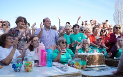 TRENQUE LAUQUEN EN MOVIMIENTO CELEBRÓ SUS 16 AÑOS CON ACTIVIDAD FÍSICA Y UN FESTEJO ESPECIAL EN PLAZA DEL BICENTENARIO