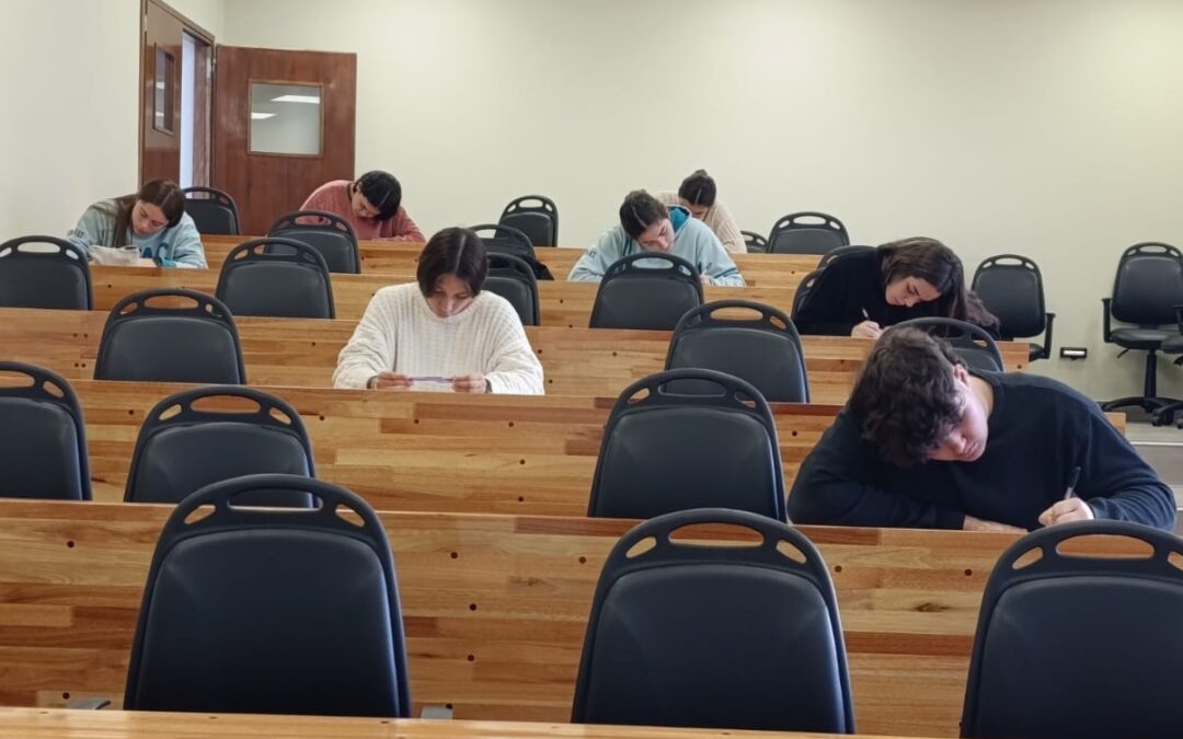 UBA XXI: LOS ESTUDIANTES RINDIERON EL 1º PARCIAL DE LA MATERIA INTRODUCCÓN AL CONOCIMIENTO DE LA SOCIEDAD Y EL ESTADO