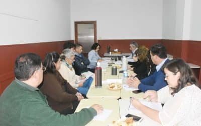 EL INTENDENTE FERNÁNDEZ INFORMÓ EL ESTADO DE AVANCE DE LAS OBRAS DEL FONDO EDUCATIVO EN REUNIÓN DE LA UEGD