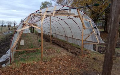 BERUTI: SE COMPLETÓ LA PRIMERA ETAPA DEL CERRAMIENTO DEL INVERNADERO EN LA UNIDAD PRODUCTIVA HORTÍCOLA MUNICIPAL “EL GANCHO”