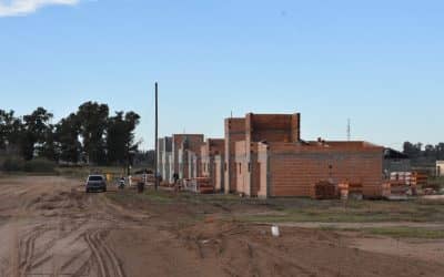 CONCURSOS DE PRECIOS Y LICITACIONES PARA LA COMPRA DE MATERIALES PARA LA ESCUELA N° 7 Y 52 VIVIENDAS