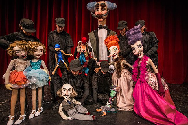 EL GRUPO DE TITIRITEROS DEL TEATRO SAN MARTÍN VENDRÁ A TRENQUE LAUQUEN CON DOS OBRAS DE SU REPERTORIO: “VARIETÉ DE ILUSIONES” Y “ROMEO Y JULIETA”