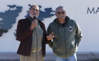 WALTER GARAY Y MARTÍN TOLEDO: “ESTE MONUMENTO ES PARA LOS CAÍDOS EN MALVINAS Y PARA QUE LA CAUSA NO SE PIERDA”
