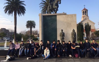 ESTUDIANTES DE TERCER AÑO DE LA ESCUELA TÉCNICA VISITARON LA PLAZA SAN MARTÍN Y EL MUSEO DE LA COMANDANCIA