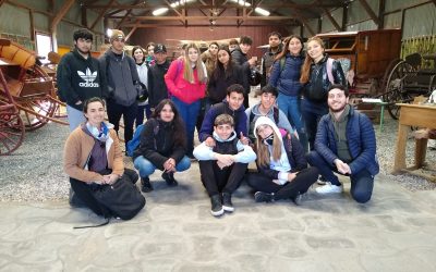 ALUMNOS/AS DE QUINTO AÑO DE LA ESCUELA SECUNDARIA Nº 2 RECORRIERON LOS MUSEOS DEL CUADRO FERROVIARIO