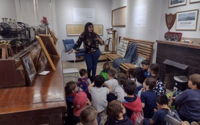 ALUMNOS/AS DE LA ESCUELA Nº 45 REALIZARON UNA VISITA GUIADA AL MUSEO FERROVIARIO