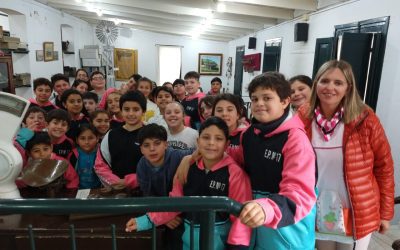 ALUMNOS/AS Y DOCENTES DE LA ESCUELA Nº 17 DE TREINTA DE AGOSTO VISITARON EL MUSEO ALMAFUERTE