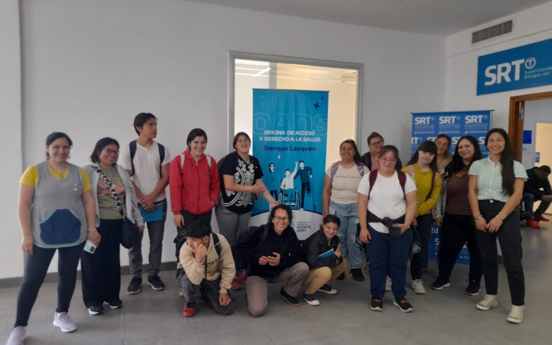 ALUMNOS DE CENTRO DE FORMACIÓN INTEGRAL Nº 1 HICIERON UNA VISITA GUIADA AL CENTRO CÍVICO