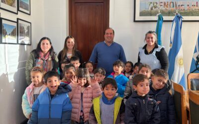 ALUMNOS DEL JARDÍN DE INFANTES 902 HICIERON UNA VISITA GUIADA A LA MUNICIPALIDAD