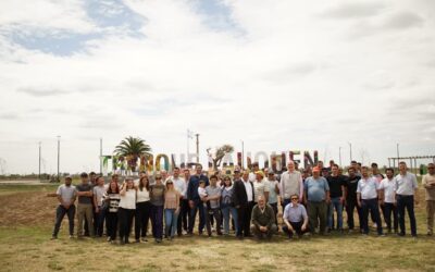 LA RECORRIDA DEL MINISTRO KATOPODIS Y EL INTENDENTE CULMINÓ CON EL DESCUBRIMIENTO DEL CARTEL DE TRENQUE LAUQUEN EN EL ACCESO DE LA RUTA 33