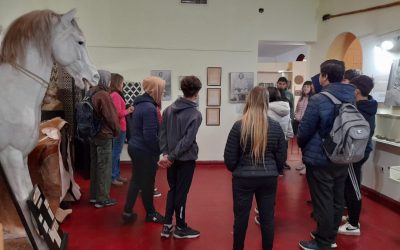 ESTUDIANTES DE TERCER AÑO DE LA SECUNDARIA Nº11 VISITARON EL MUSEO HISTÓRICO REGIONAL Y EL PASEO AGRÍCOLA