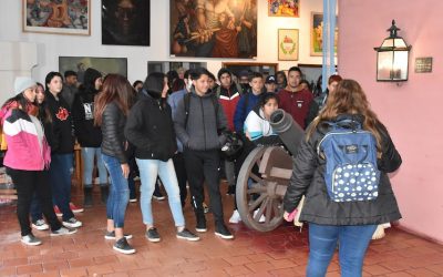 ALUMNOS Y DOCENTES DE LA ESCUELA DE EDUCACIÓN SECUNDARIA Nº 9 VISITARON ESTA MAÑANA (VIERNES) EL MUSEO DE LA COMANDANCIA
