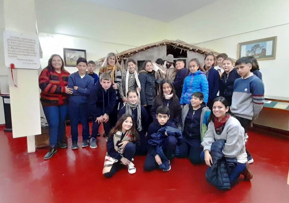 ALUMNOS/AS DEL INSTITUTO PADRE CASTELLARO DE BERUTI VISITARON EL MUSEO HISTÓRICO REGIONAL
