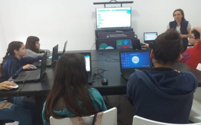 EL POLO CIENTÍFICO TECNOLÓGICO RECIBIÓ LA VISITA DE ESTUDIANTES DE 1º AÑO DE LA EX ESCUELA DE COMERCIO