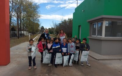 LOS CHICOS/AS DE LA ESCUELA Nº 43 RECORRIERON EL PREDIO DEL POLO AMBIENTAL TRENQUE LAUQUEN
