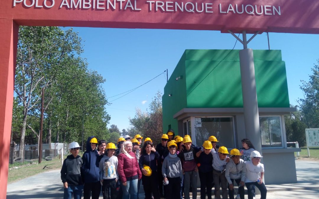 ALUMNOS/AS DE LA SB 10, ACOMPAÑADOS POR SUS DOCENTES, VISITARON EL POLO AMBIENTAL TRENQUE LAUQUEN