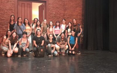 ESTUDIANTES DE 1º AÑO DEL PROFESORADO DE NIVEL INICIAL DEL INSTITUTO Nº 144 VISITARON EL TEATRO ESPAÑOL