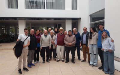 RESIDENTES DEL HOGAR CASTELLA REALIZARON UNA VISITA GUIADA POR EL CASCO HISTÓRICO DE LA CIUDAD