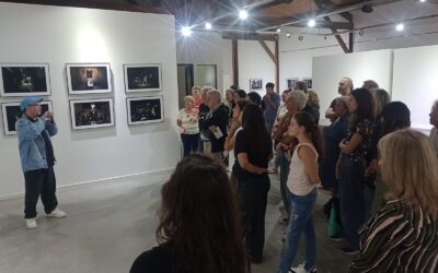 SE REALIZÓ LA PRIMERA VISITA GUIADA A LA MUESTRA “CIUDAD OCULTA. FOTOGRAFÍA Y TERRITORIO” JUNTO A SU AUTOR, NAHUEL ALFONSO